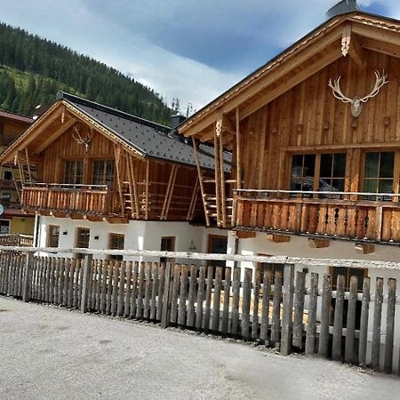 Firstpeak Chalets Zauchensee Exteriör bild