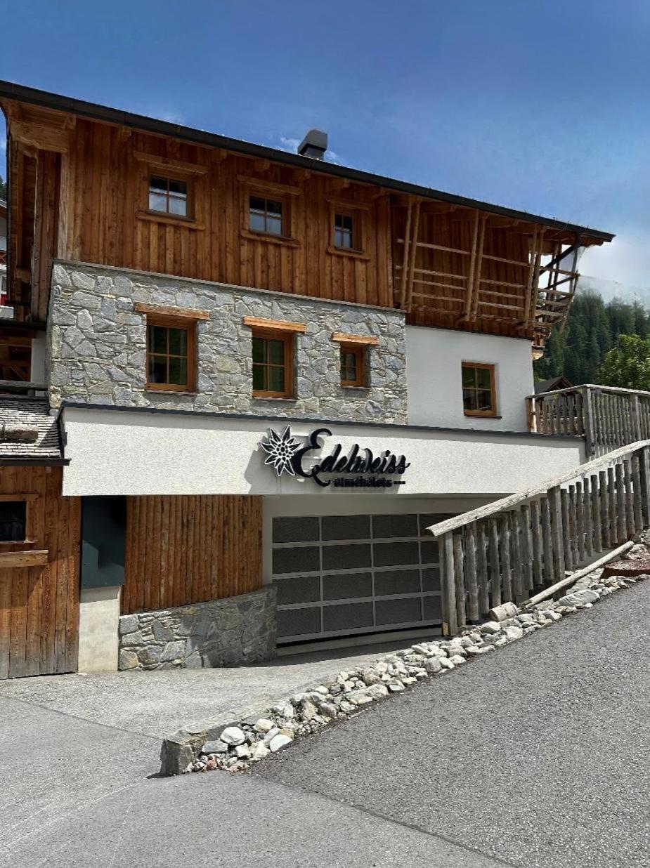 Firstpeak Chalets Zauchensee Exteriör bild