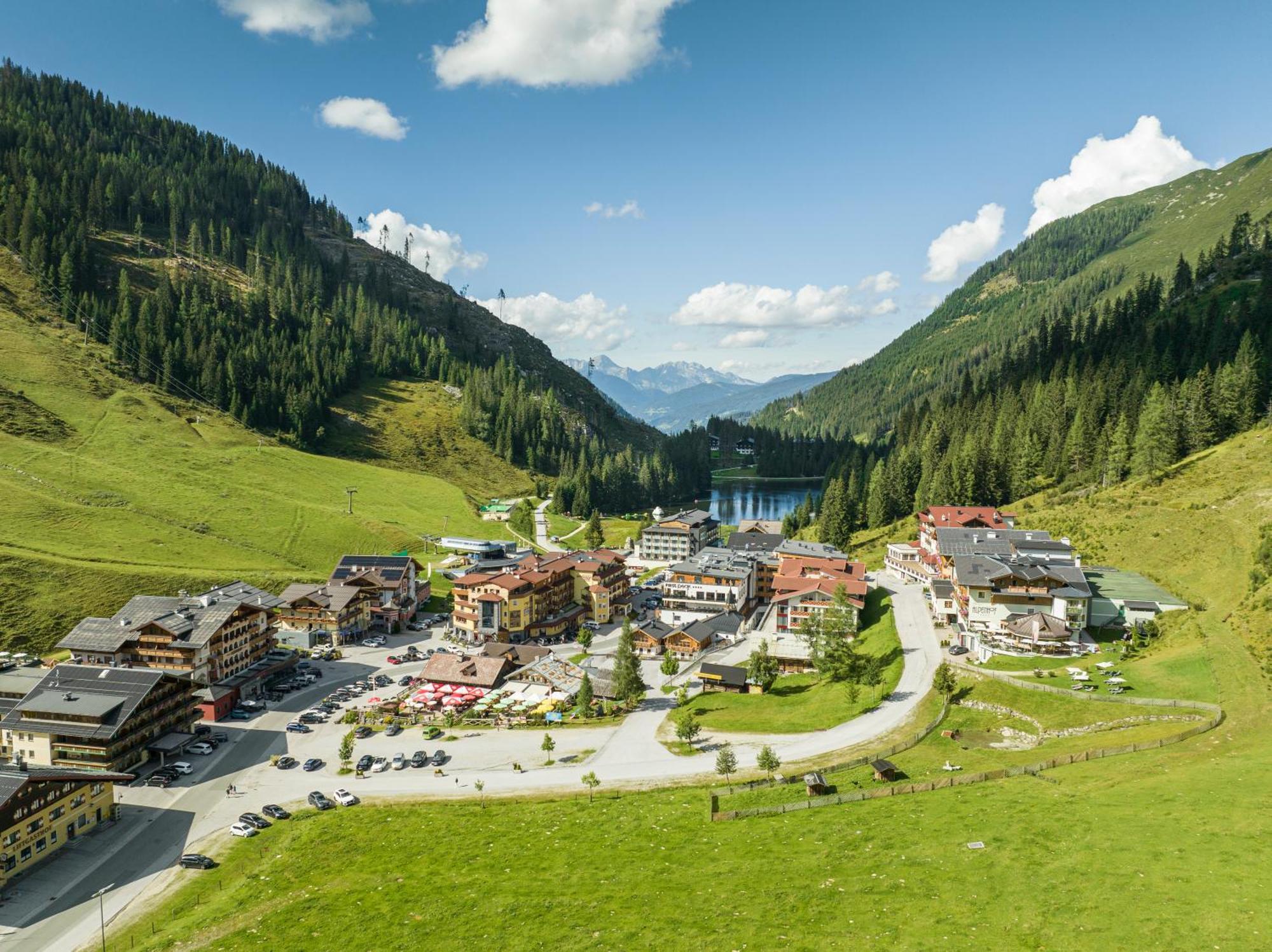 Firstpeak Chalets Zauchensee Exteriör bild